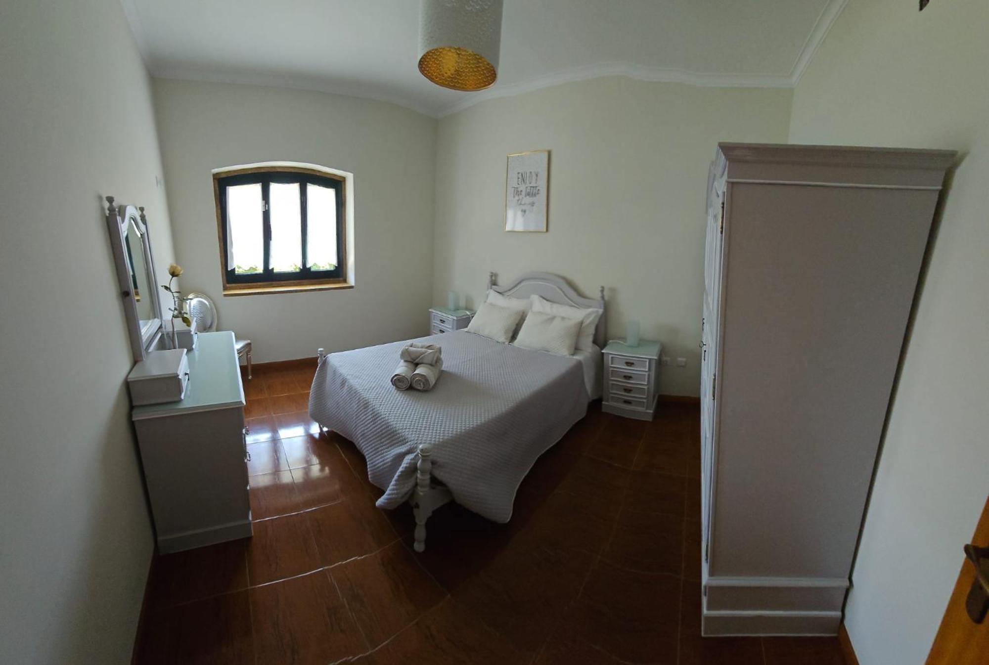 Casa Alem Rio - Quartos Para 6 Hospedes Em Santo Tirso Exterior foto
